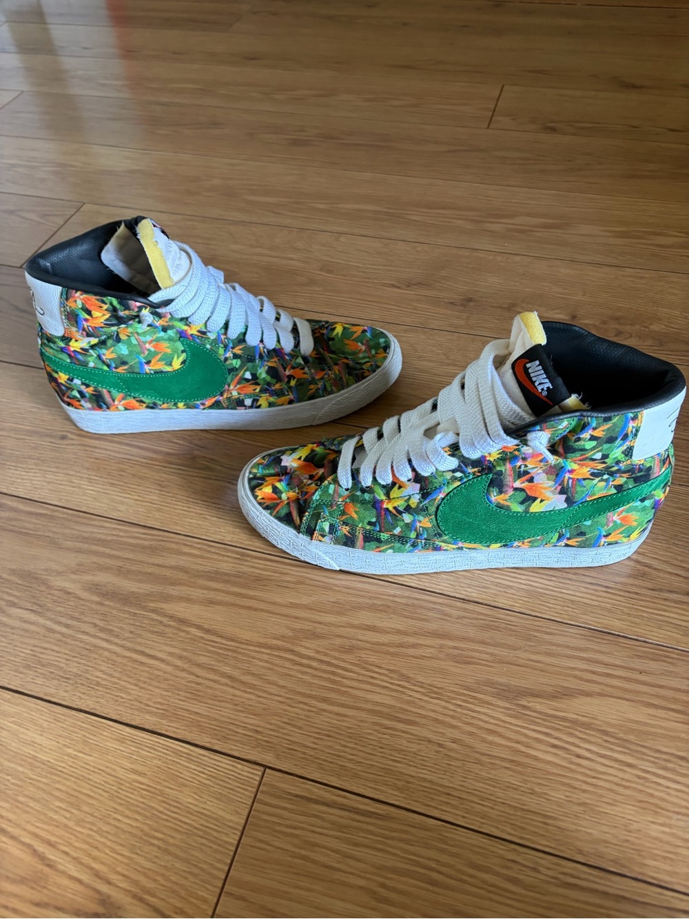 Nike Blazer Mid PRM VNTG QS
LA Size 8.5 Floral Pack Multicolor Los Angeles - Picture 4 of 7